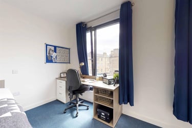1 bed studio, West Park Place, Haymarket, Edinburgh, EH112EE - Image 3